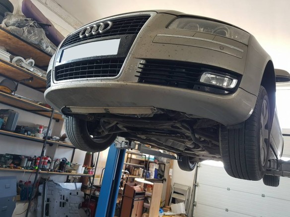 Stalowa Osłona pod silnik Audi A8
