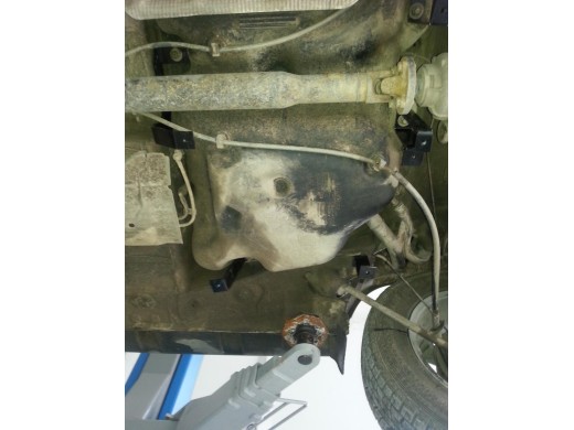 Stalowa Osłona zbiornika paliwa Dacia Duster