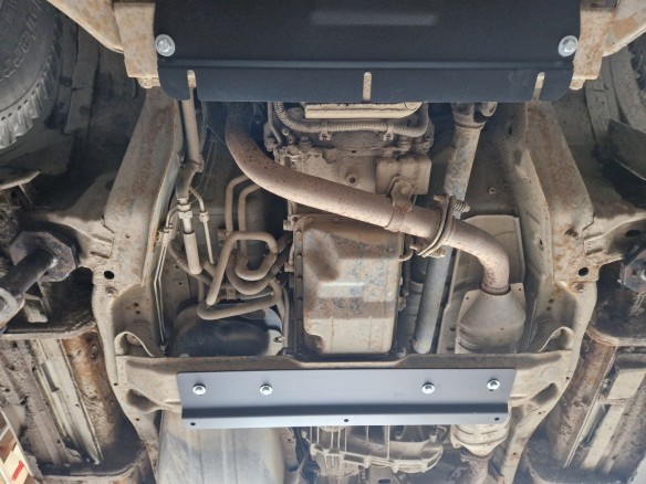 Stalowa Osłona skrzyni biegów Mitsubishi Pajero 3 (V60, V70) Vers. 2.0