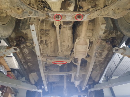 Stalowa Osłona skrzyni biegów Suzuki X90