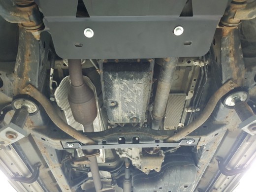 Stalowa Osłona pod silnik Toyota Land Cruiser 150
