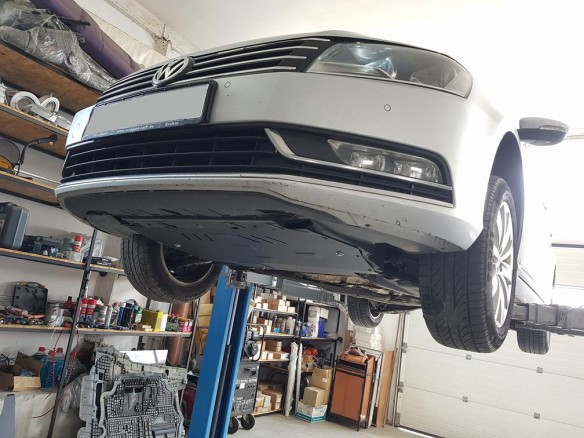 Stalowa Osłona pod silnik VW Passat B6