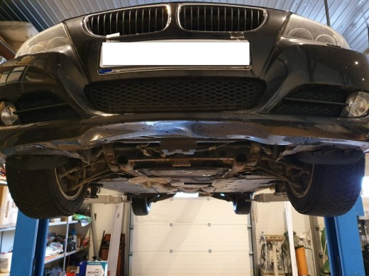 Stalowa Osłona chłodnicy BMW seria 3 - E90